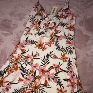 BRAND NEW Garage Soft Floral Twist Front Dress